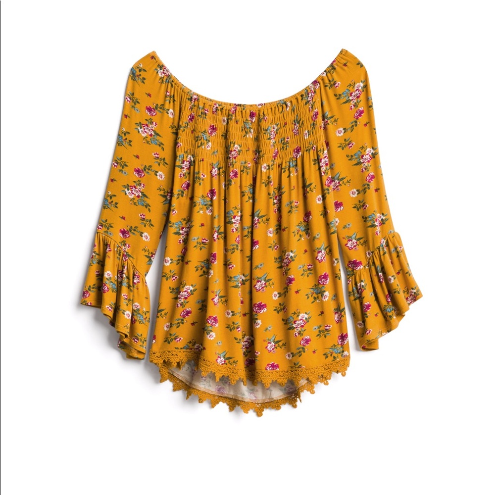 Floral top, NWOT
